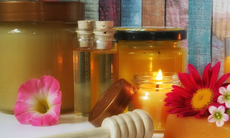 Honey for treating varicose veins